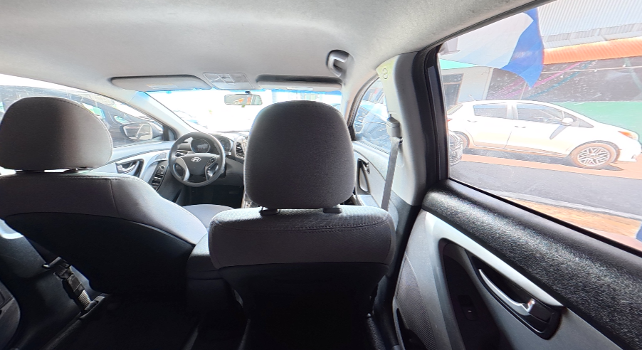 Asiento Trasero. Der